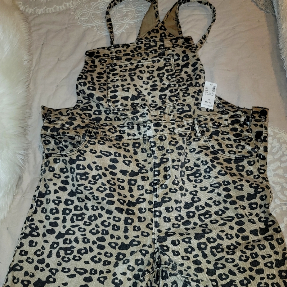 Torrid Leopard Short Overalls